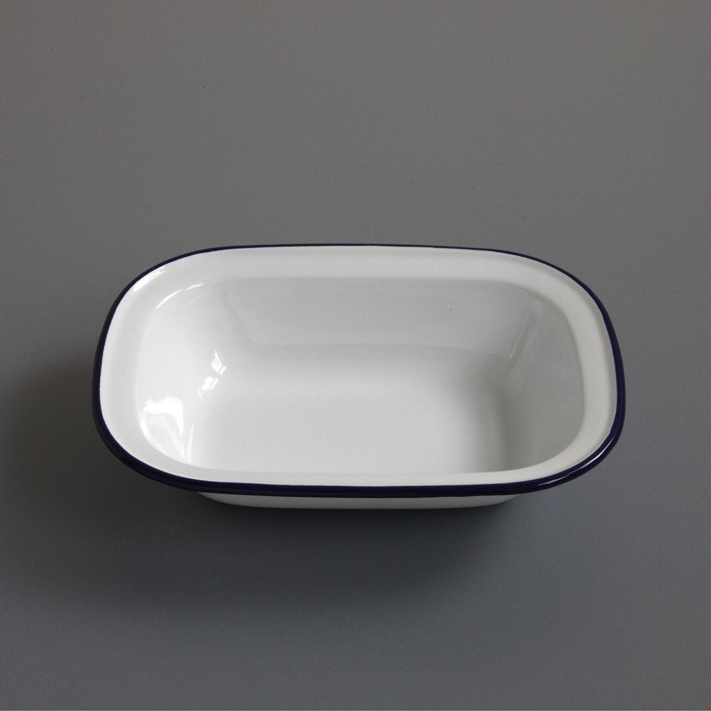 Enamel Pie Dish Medium LABOUR AND WAIT