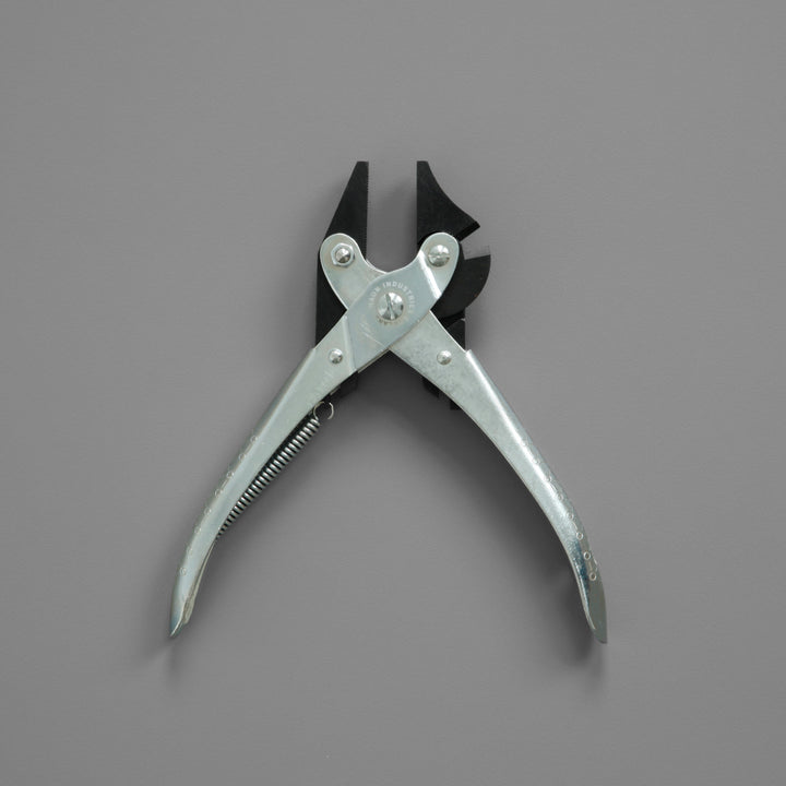 Pliers